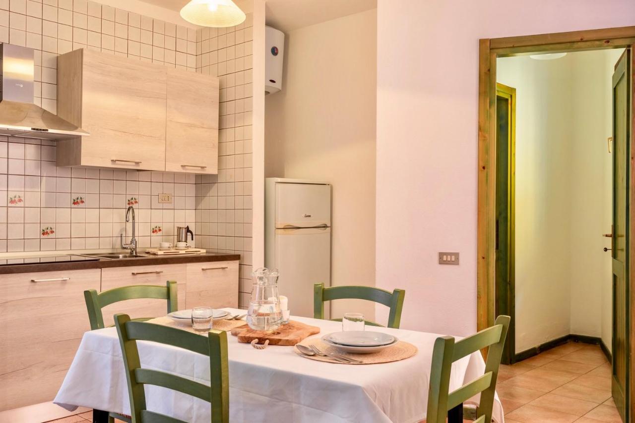 Apartments In Santa Teresa Di Gallura Экстерьер фото